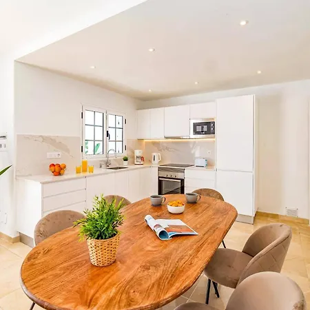 Noruega By ヴィラ *